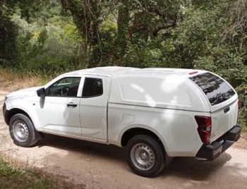 Hard Top Isuzu D-Max 2020 en adelante Extra Cabina sin ventanas